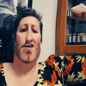 Meet your Posher, BritPck